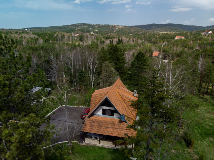 Vikendica Lazić