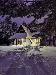 Divcibare vikendica