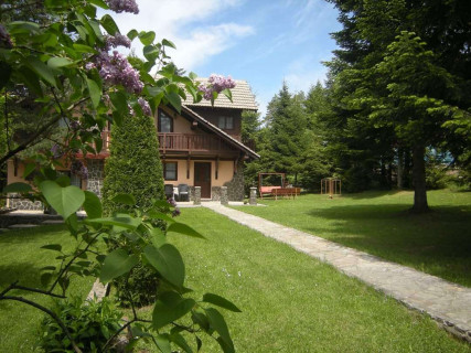 Vila Borova Ljuti krš Vila Borova Ljuti krš