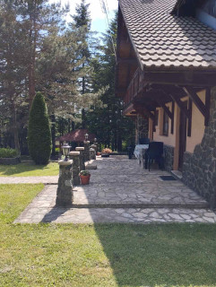 Vila Borova Ljuti krš